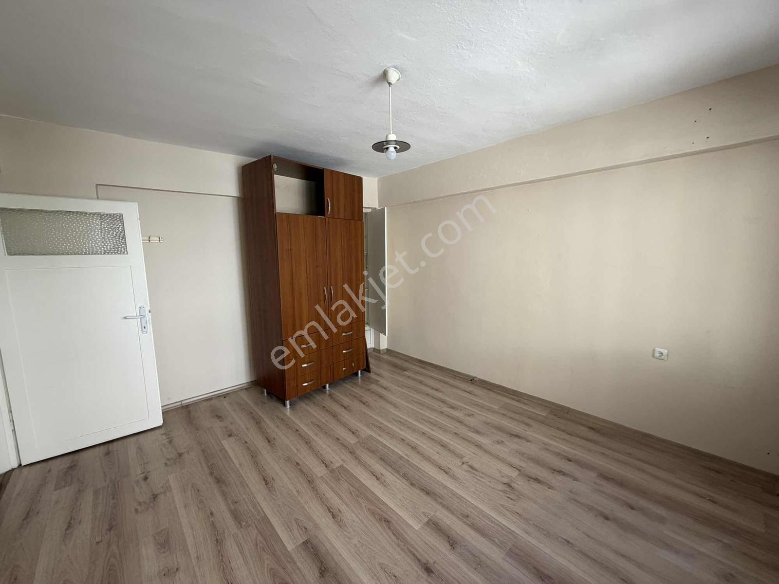 Özgün Gm'den - 2.anafartalar'da Kiralık Ara Kat 3+1 Daire - Görsel 21
