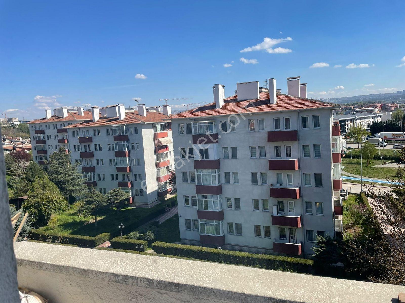 Batikentte Cadde Ustunde 3+1 Satılık Daire - Görsel 31