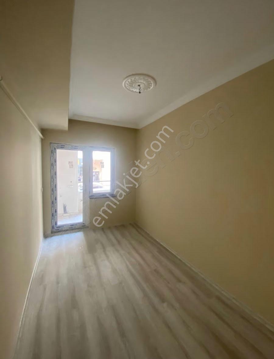 Kayabey Mahallesi Sakarya Caddesi Üstü 2+1 Açık Mutfak Daire - Görsel 14