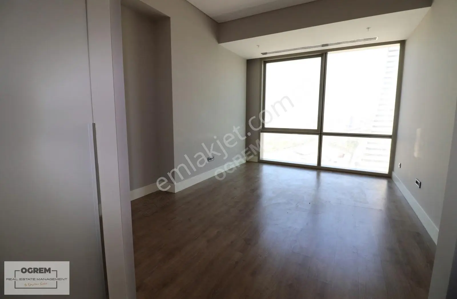 Ataşehir Metropol İstanbul A Blok 1+0 Stüdyo Satılık Daire - Görsel 2