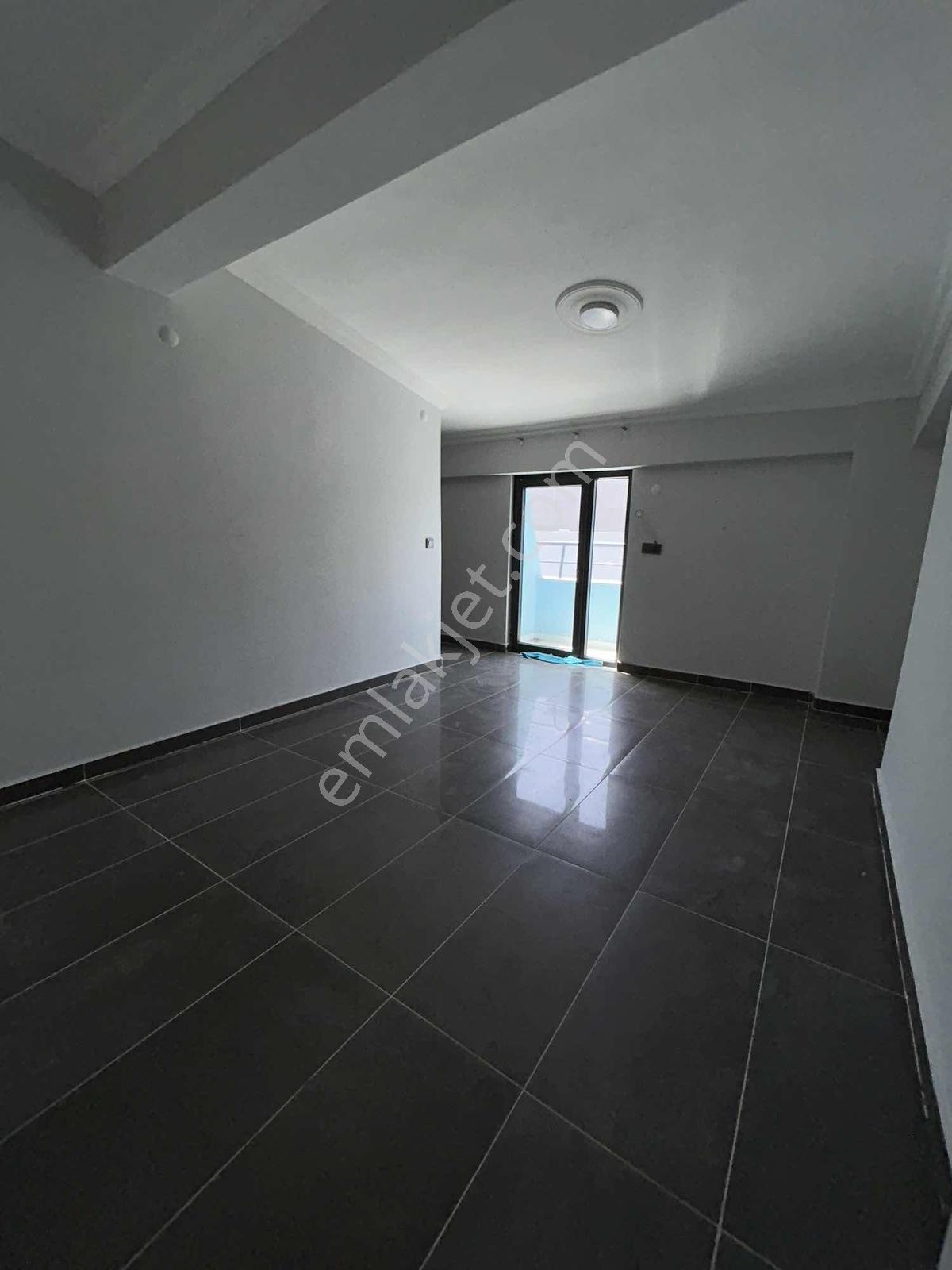 Yeni Binada Geniş Kullanımlı 4+1 Dubleks Daire - Görsel 14