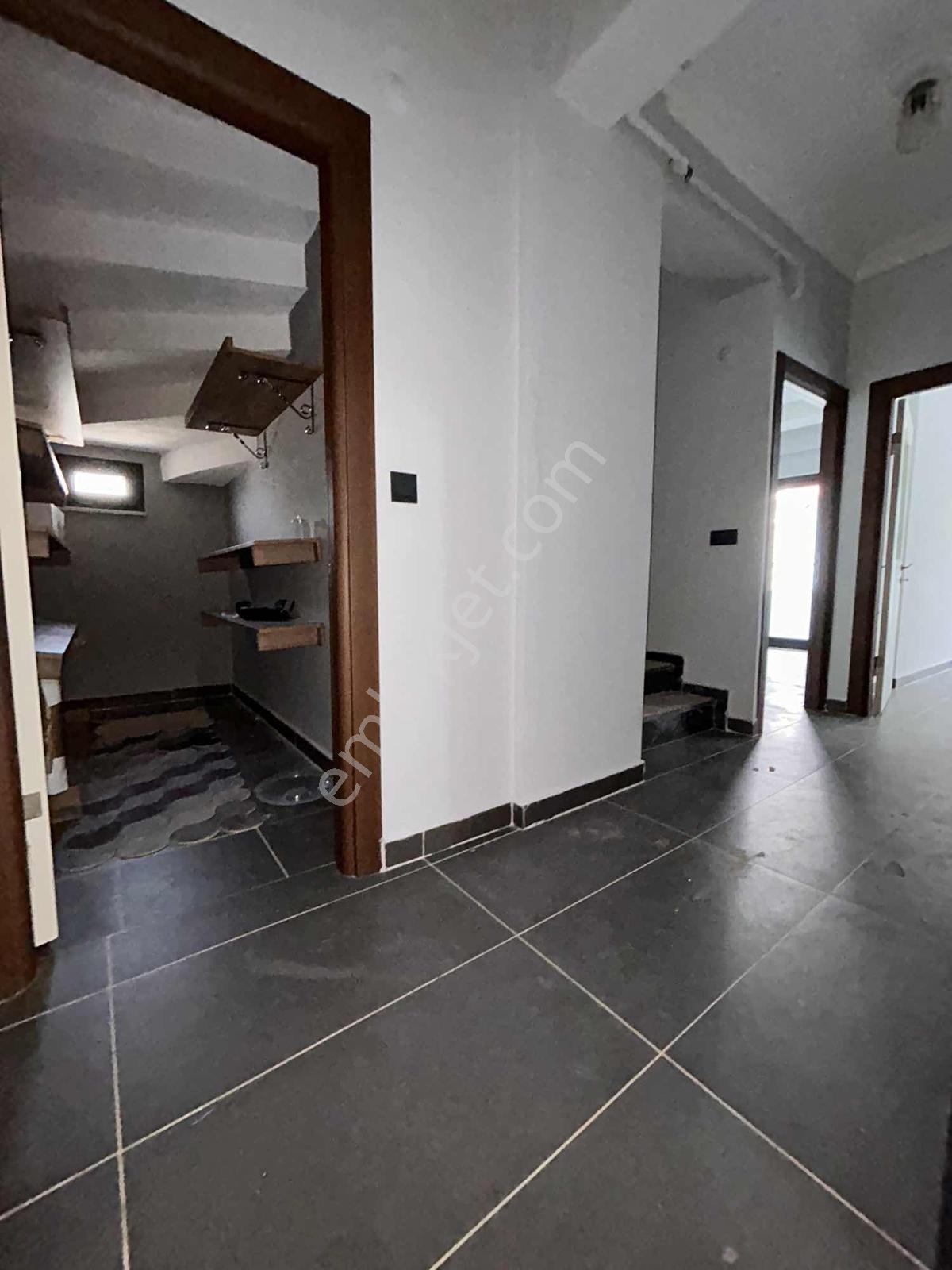 Yeni Binada Geniş Kullanımlı 4+1 Dubleks Daire - Görsel 37