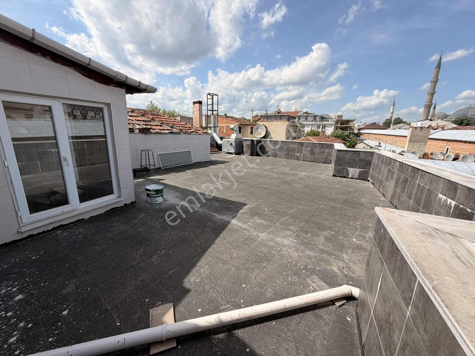 Edirne Mithatpaşa Mah. 2 Katlı Teraslı Kiralık İş Yeri - Görsel 26
