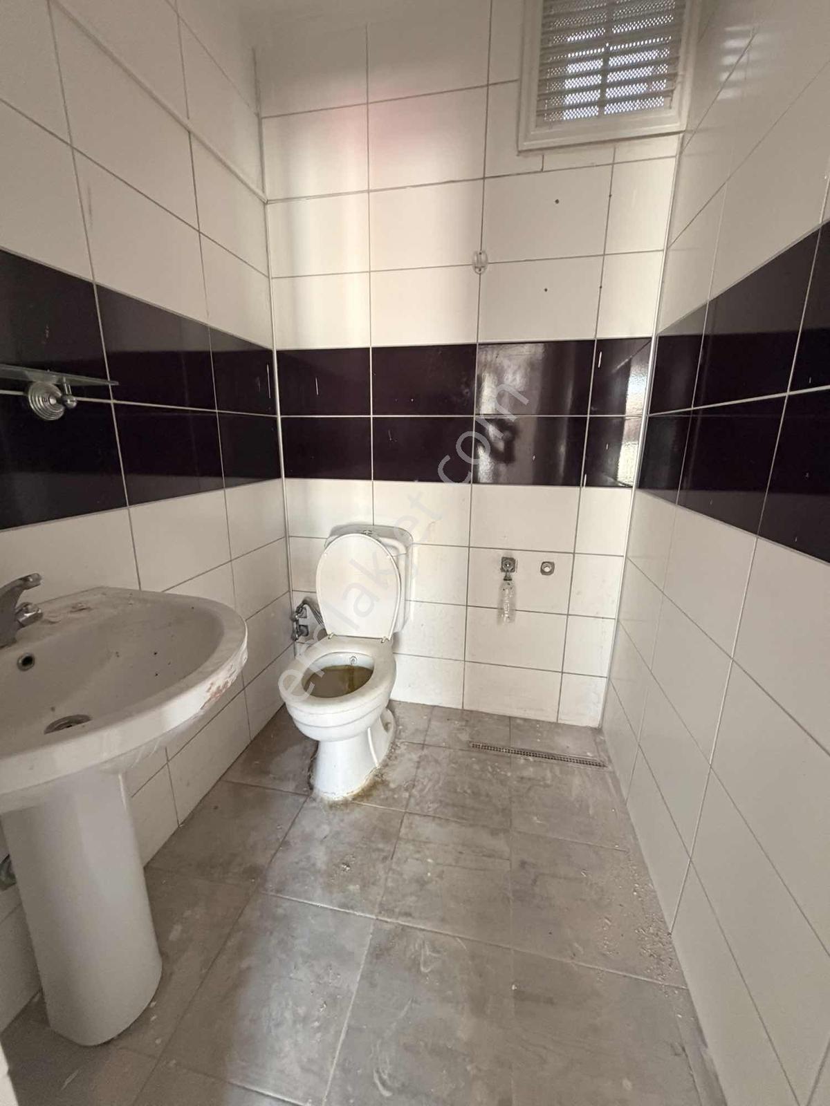 Edirne Mithatpaşa Mah. 2 Katlı Teraslı Kiralık İş Yeri - Görsel 15