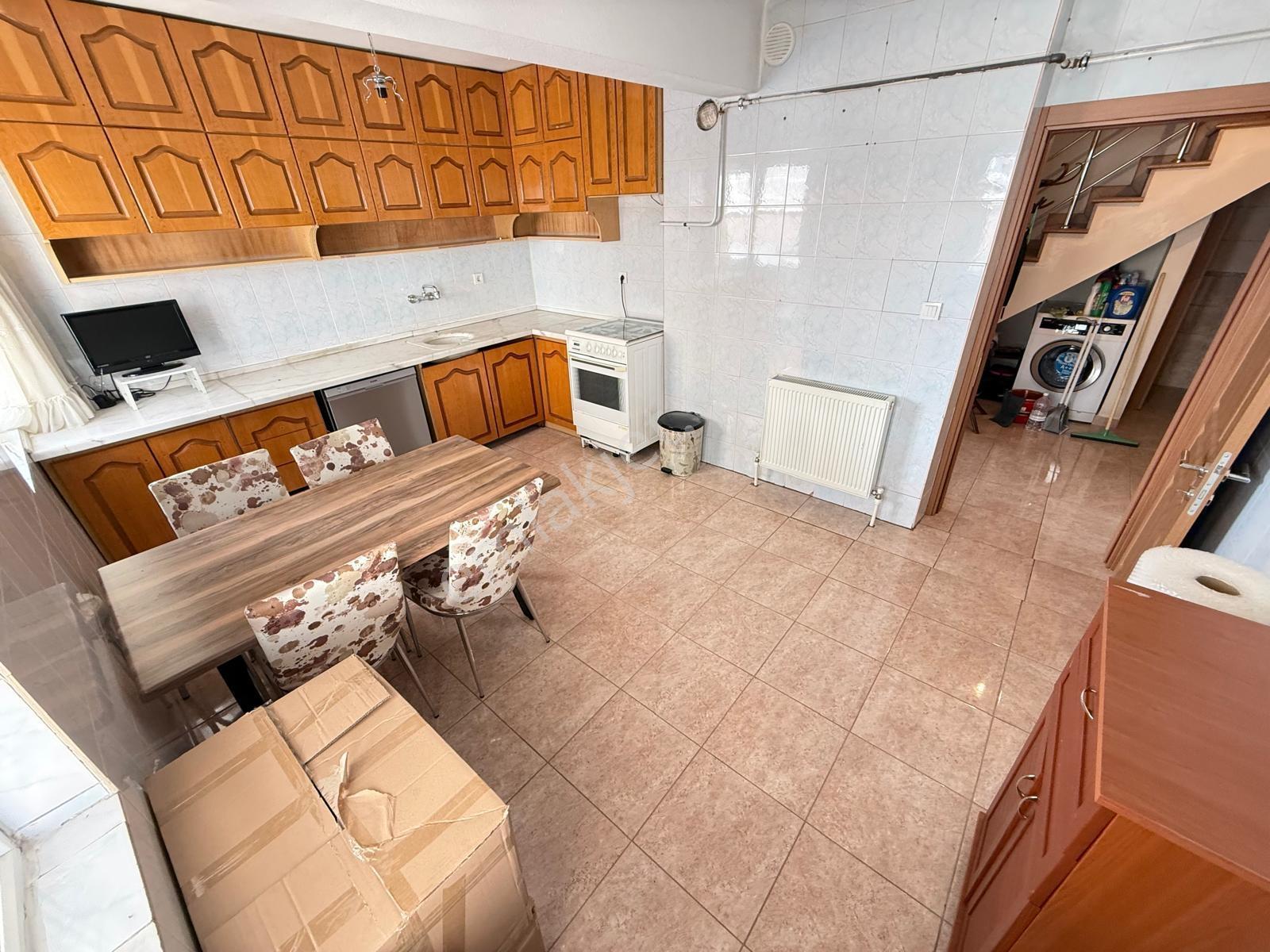 Tek Tapu Çift Daire ! Ank Manzaralı 4+1 280m2 Kapalı Teras + 1+1 - Görsel 7