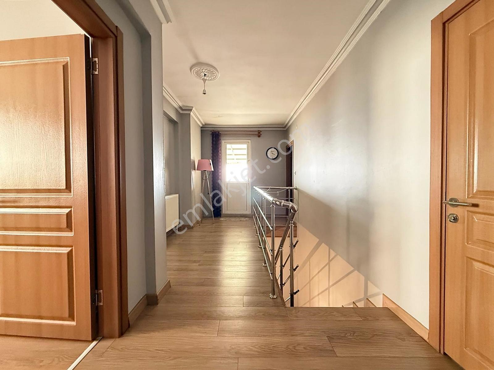 Tek Tapu Çift Daire ! Ank Manzaralı 4+1 280m2 Kapalı Teras + 1+1 - Görsel 23