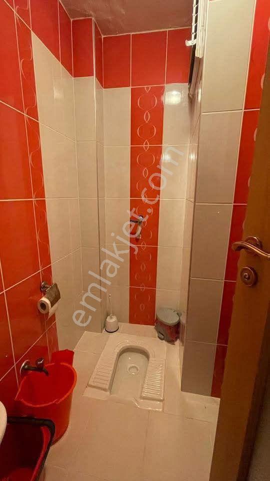 Samsun İlkadım Yenidoğan Mahallesi'nde Kat Tapulu 1.kat 3+1 Satılık Daire - Görsel 3
