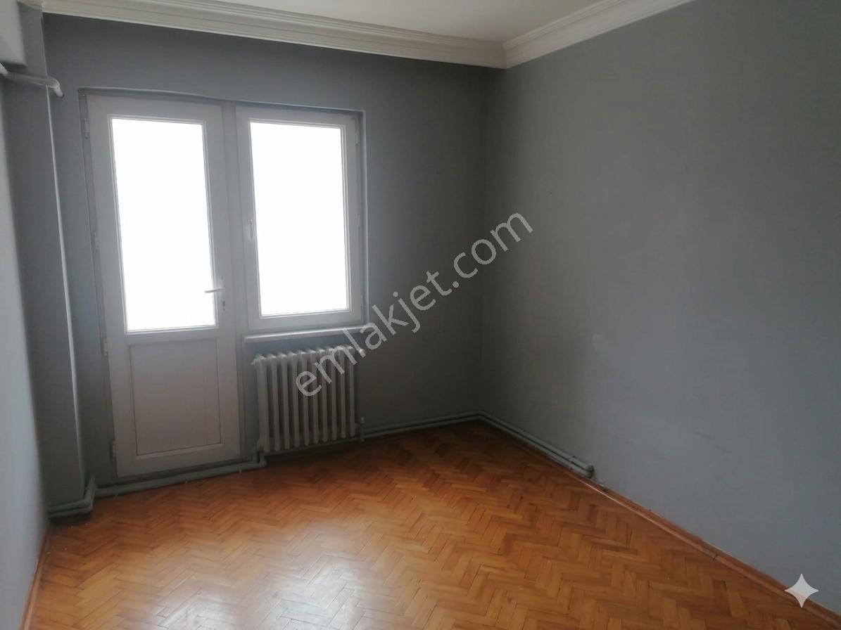 Tekirdağ Çorlu Kumyol Caddesi 3+1 142 M2 Satılık Fırsat Daire - Görsel 19