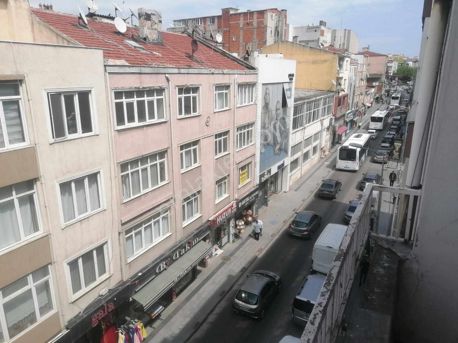 Tekirdağ Çorlu Kumyol Caddesi 3+1 142 M2 Satılık Fırsat Daire - Görsel 22