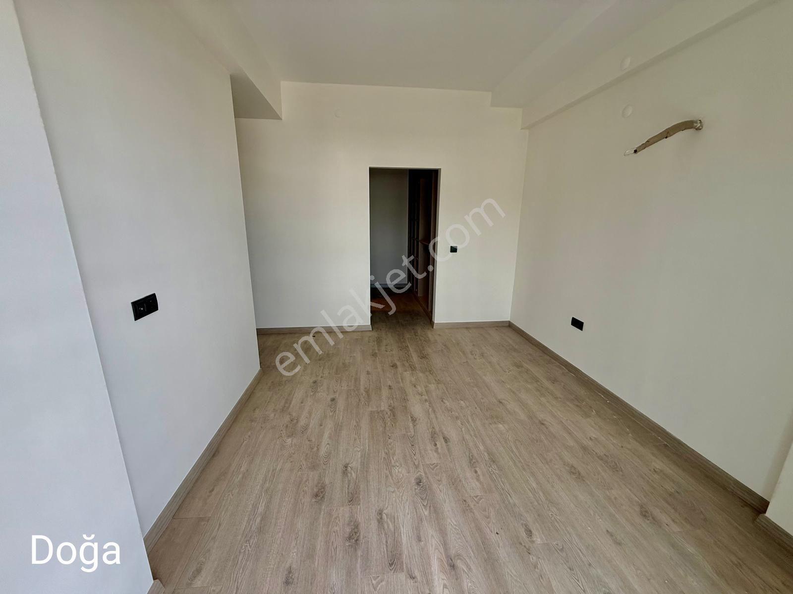 Kuşadası Merkeze Yakın Güvenlik Ve Havuzlu Site 3+1 Onu Acik - Görsel 23