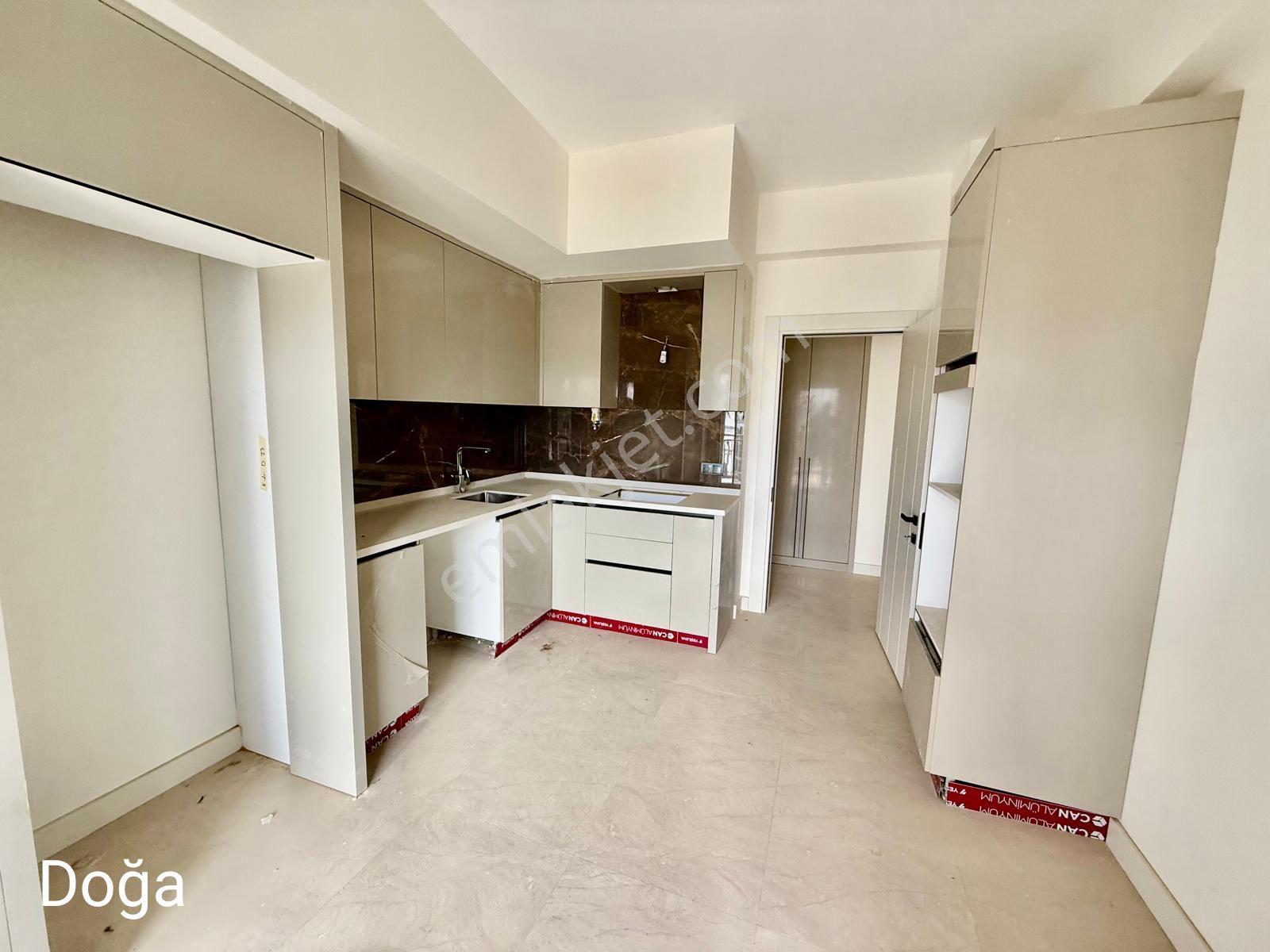 Kuşadası Merkeze Yakın Güvenlik Ve Havuzlu Site 3+1 Onu Acik - Görsel 11