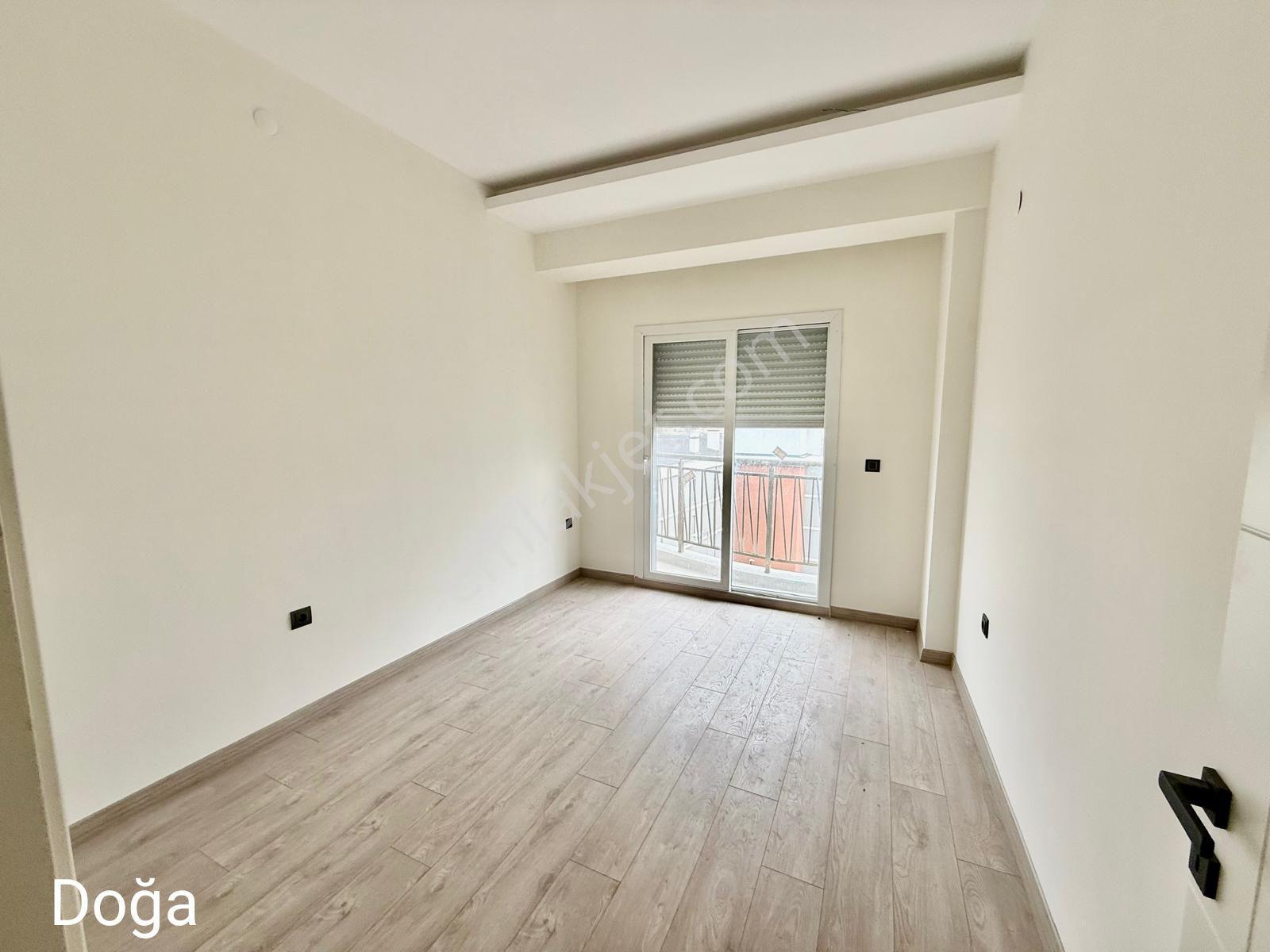 Kuşadası Merkeze Yakın Güvenlik Ve Havuzlu Site 3+1 Onu Acik - Görsel 17