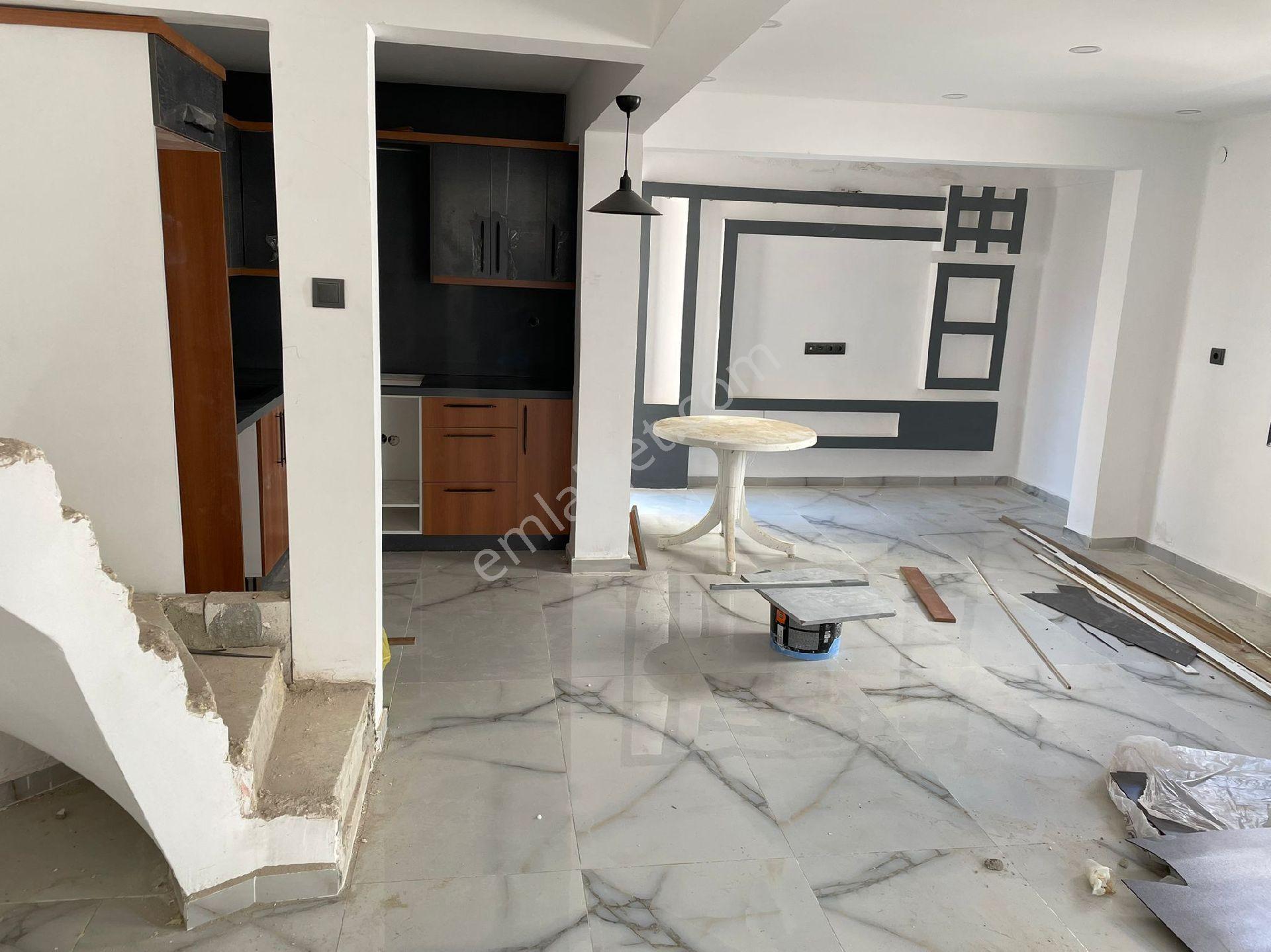 Kuşadası Siteler Plaja 700m Yapılı 4+1 - Görsel 20
