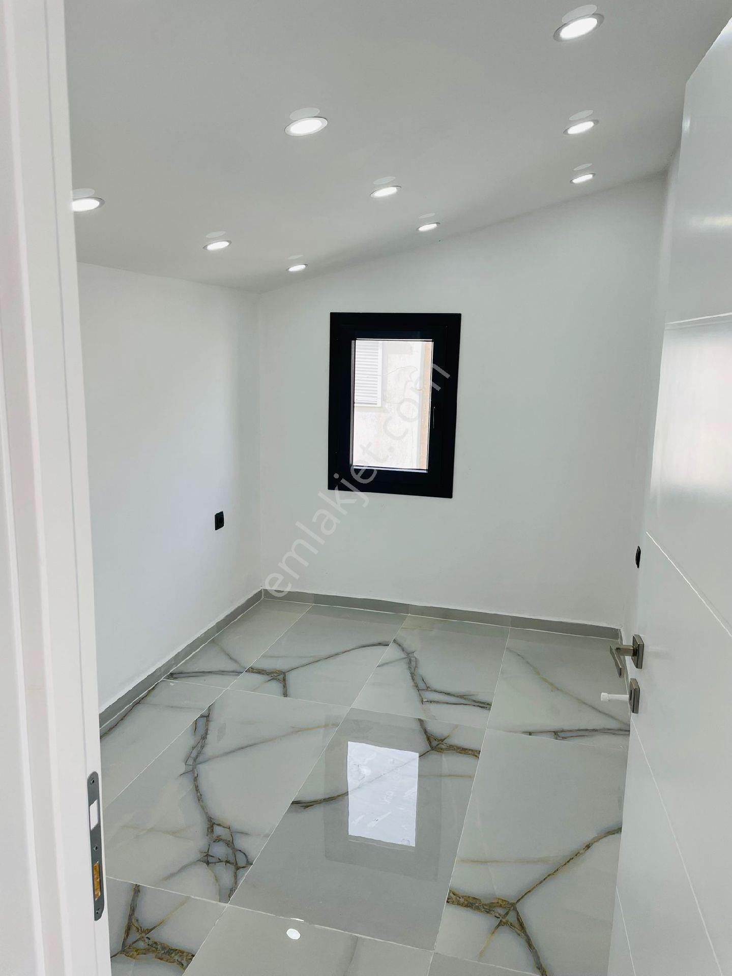 Kuşadası Siteler Plaja 700m Yapılı 4+1 - Görsel 23