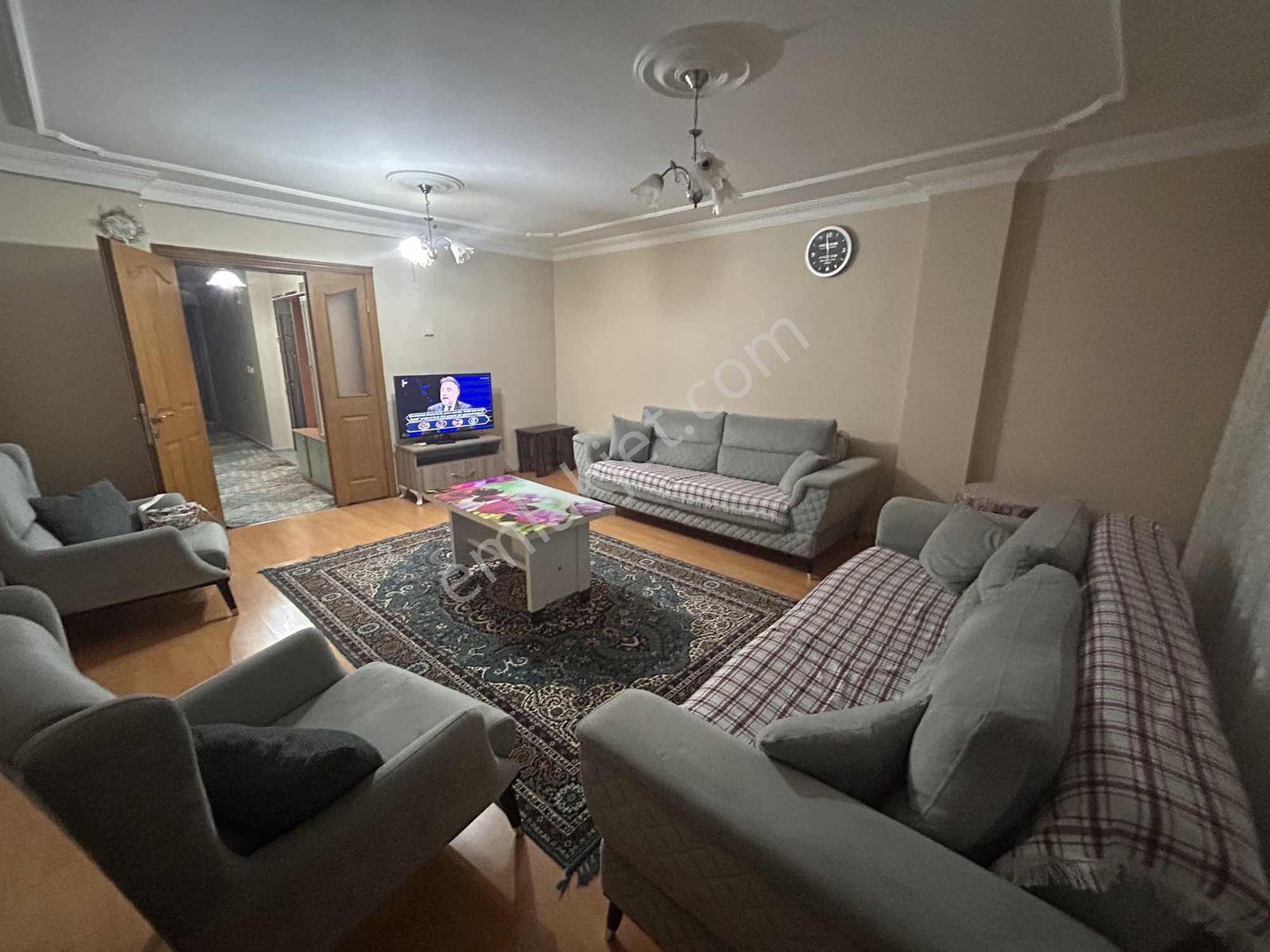 Savaştepe Caddesi Ziraat Yanı 2+1 Full Eşyalı Kiralık Daire