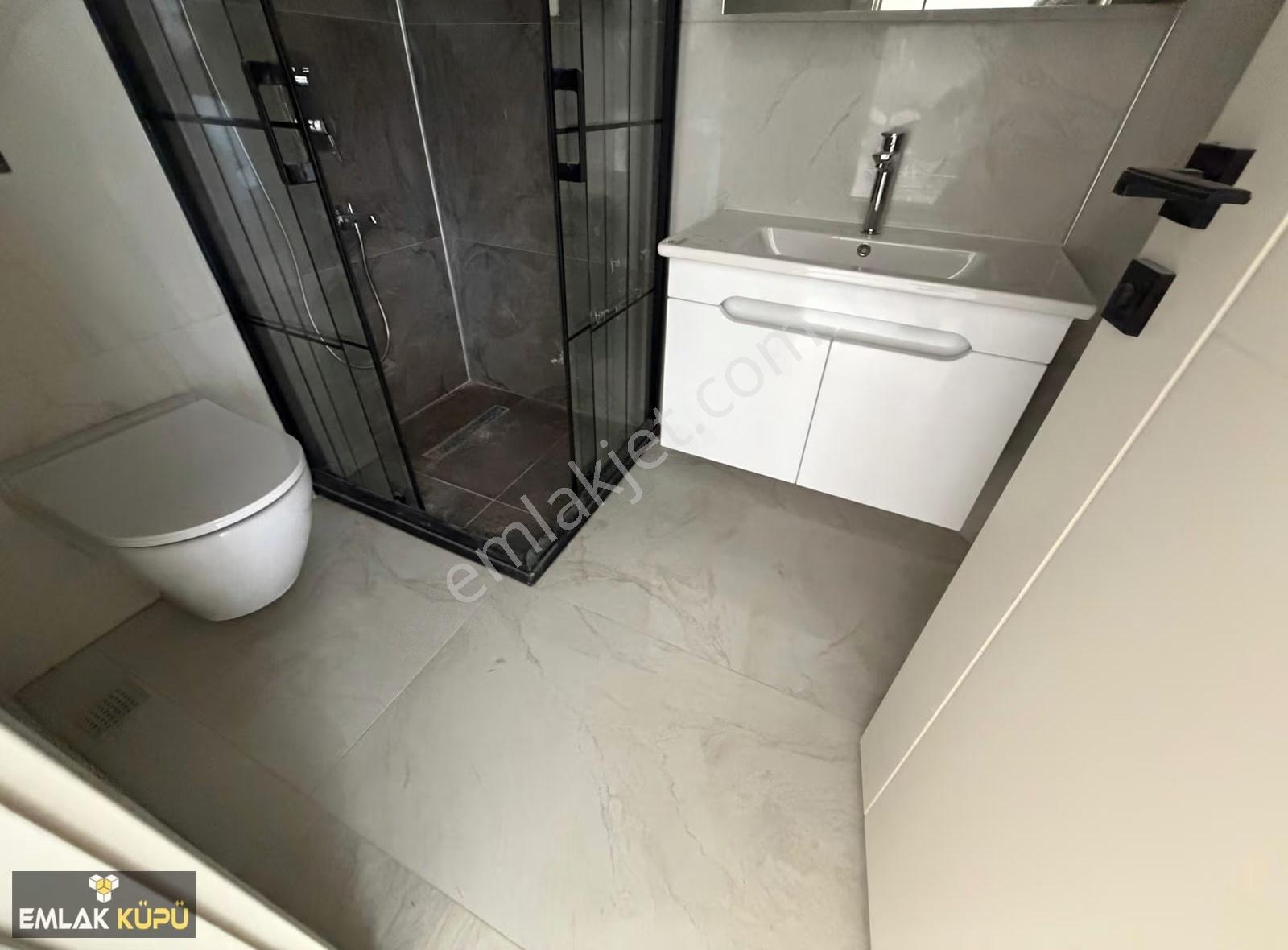 Bağlıca Mahallesi Satılık 5+1 Site İçinde Geniş Bahçeli Villa - Görsel 32