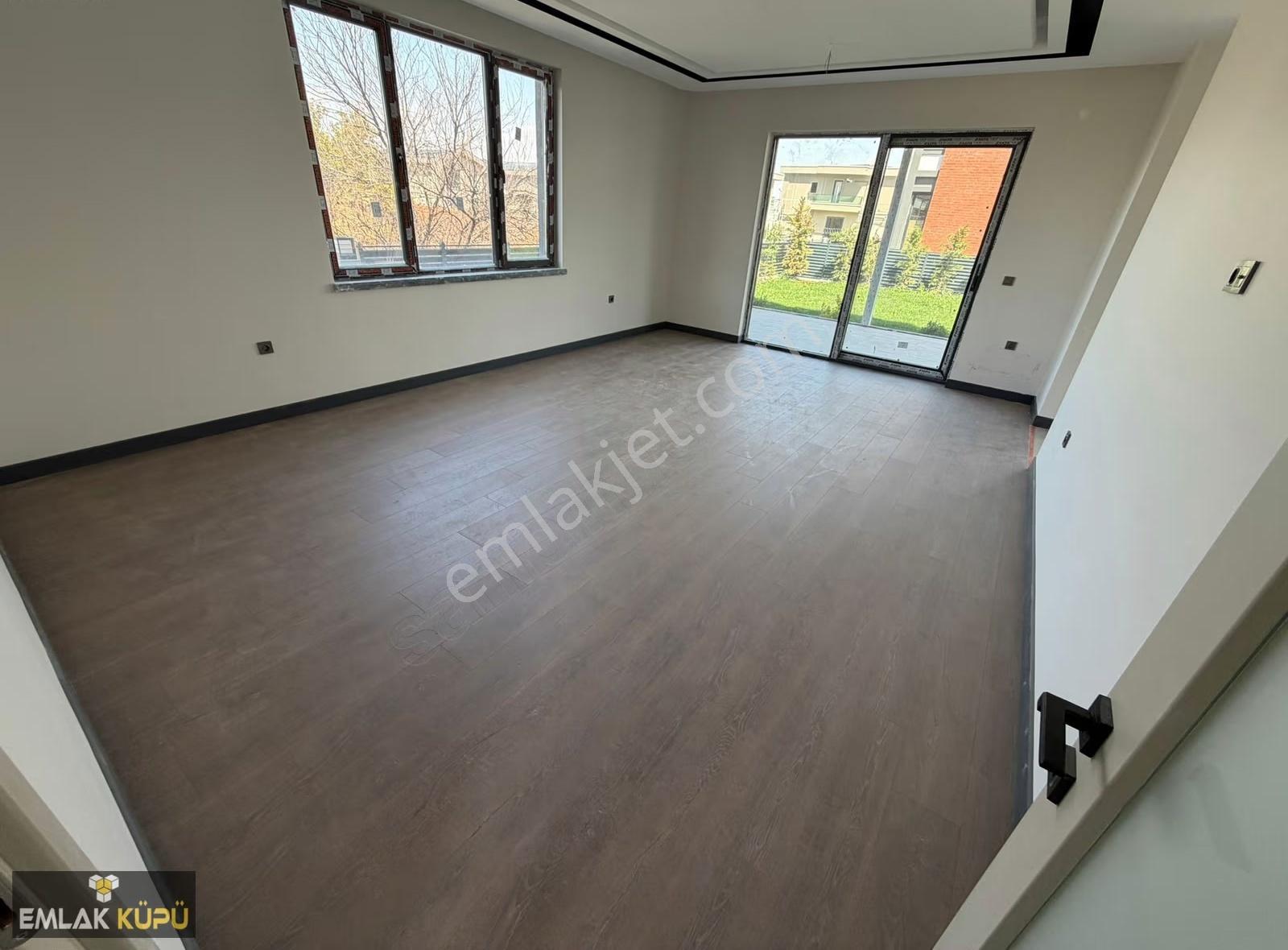 Bağlıca Mahallesi Satılık 5+1 Site İçinde Geniş Bahçeli Villa - Görsel 21