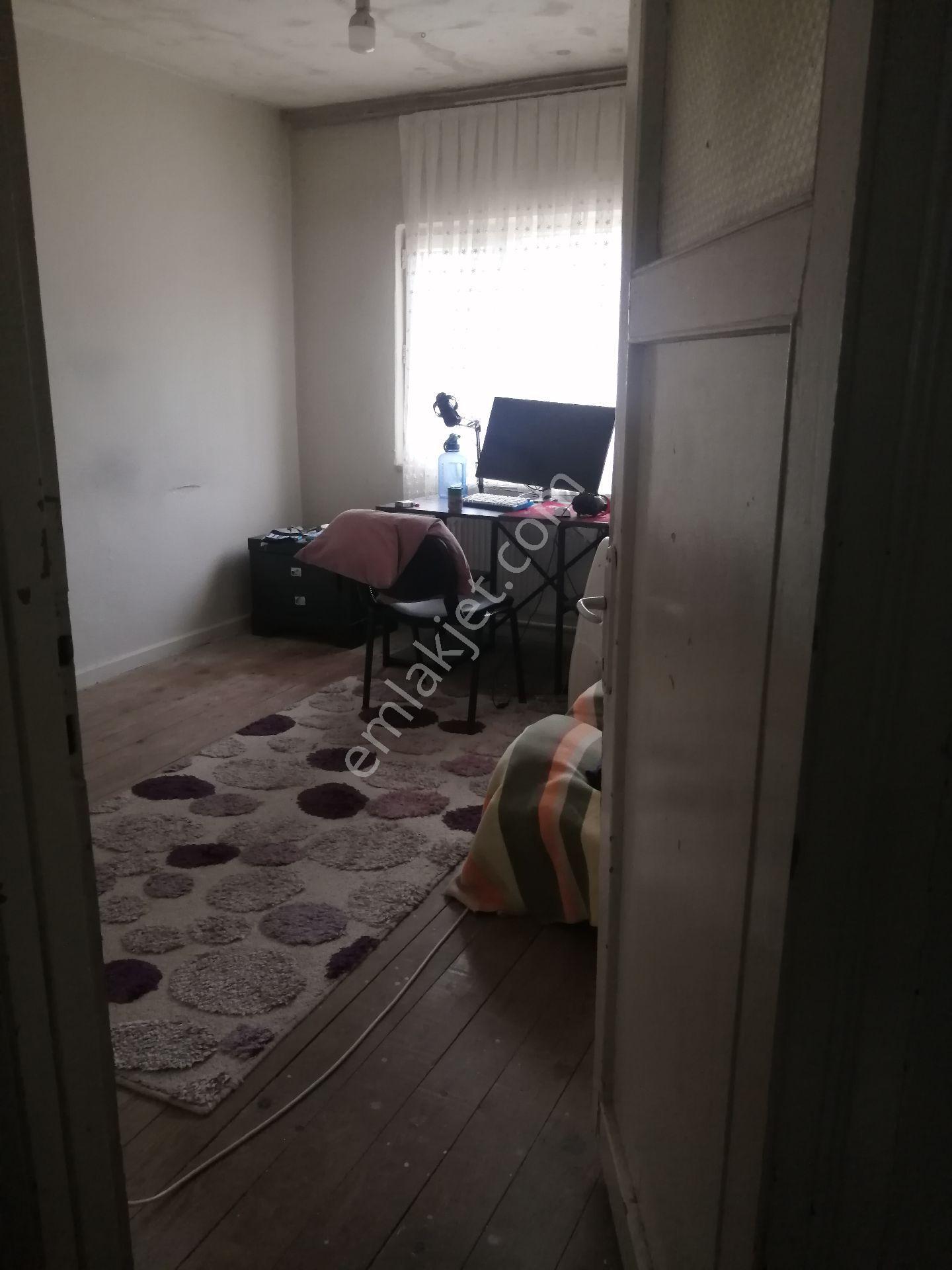 Yenişehir Merkezde Tapuda Avlulu Kargir Ev Ve Dükkan Geçen Mülk - Görsel 9