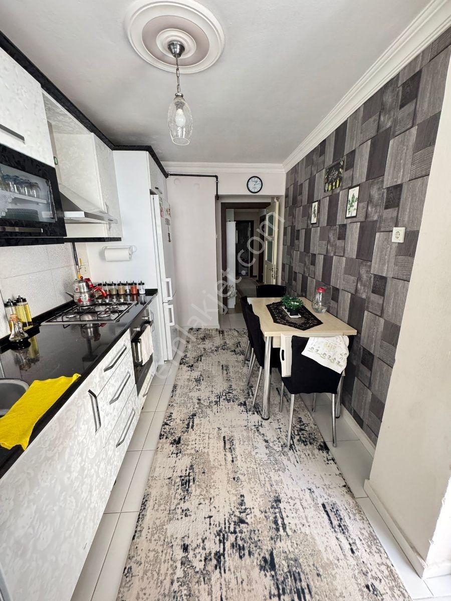 Ordu Caddesi Paralelinde 3+1 Doğalgazlı Arakat Ferah Asansörlü - Görsel 9