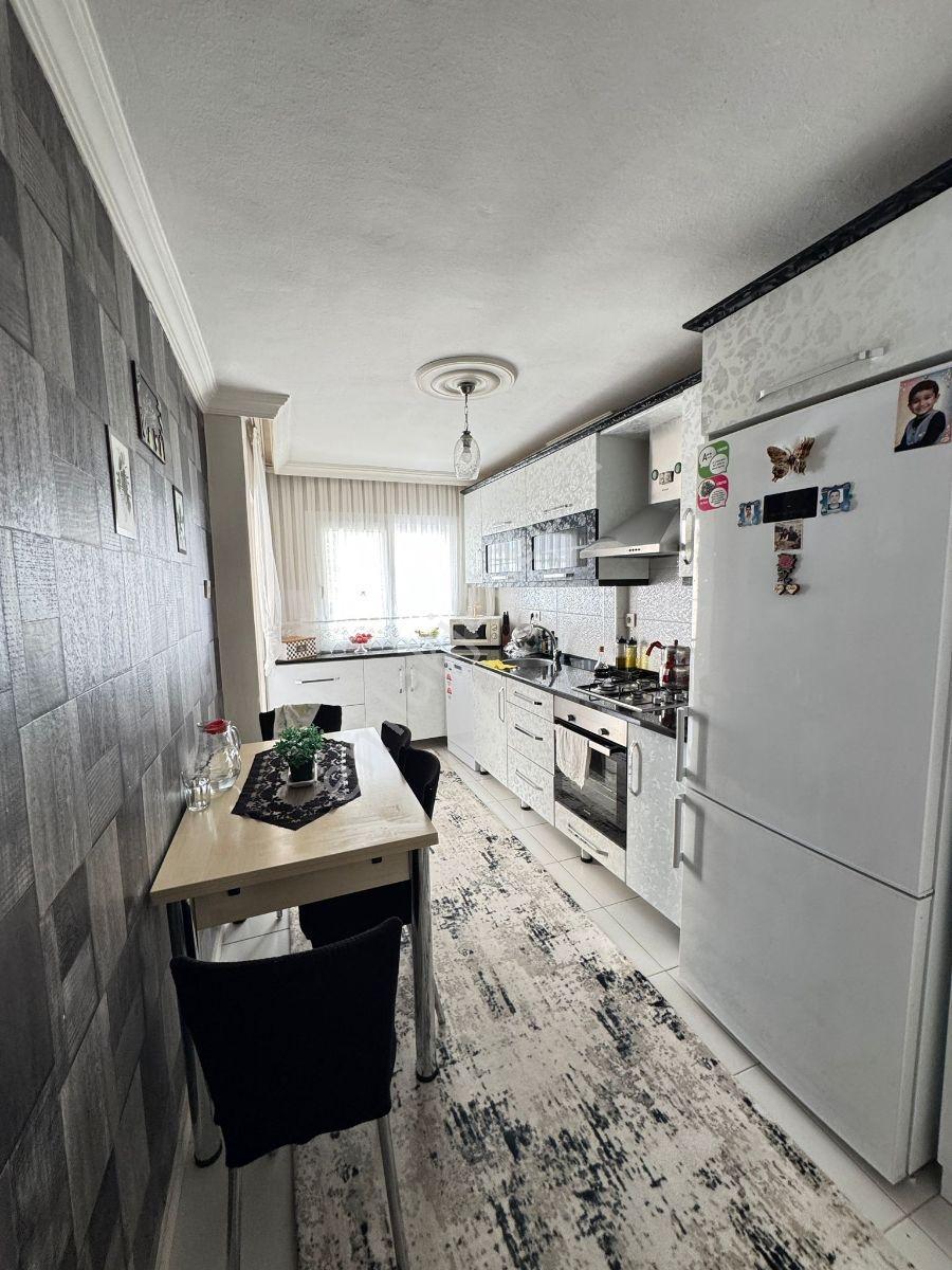 Ordu Caddesi Paralelinde 3+1 Doğalgazlı Arakat Ferah Asansörlü - Görsel 15