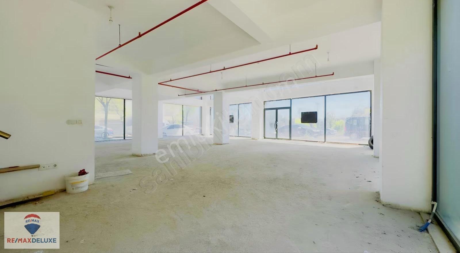 Kocaeli Çayırova'da Kiralık 565 M2 Dükkan & Mağaza - Görsel 22
