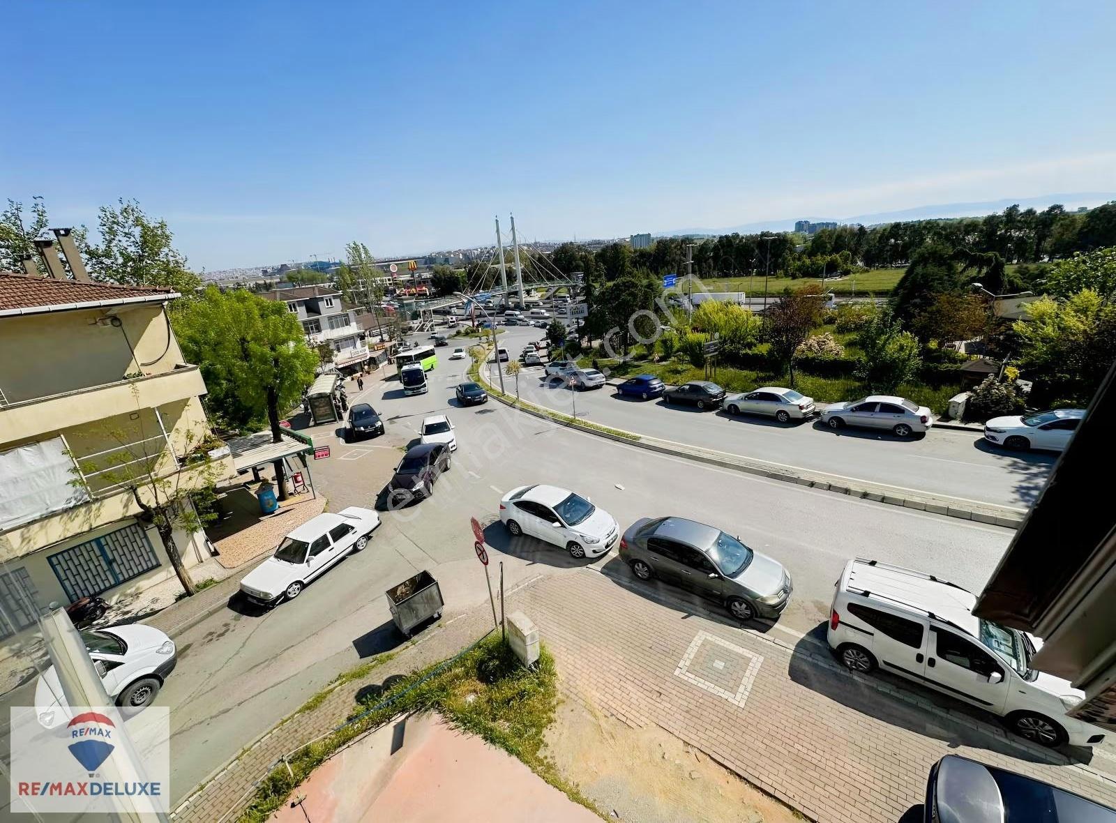 Kocaeli Çayırova'da Kiralık 787 M2 Dubleks Plaza Katı - Görsel 24