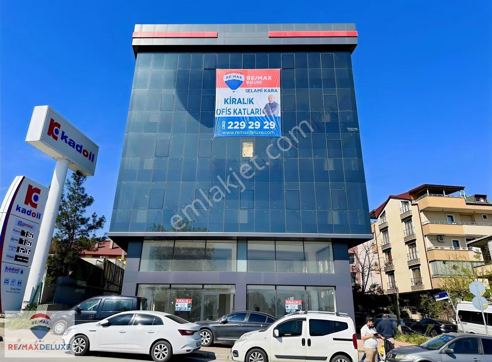 Kocaeli Çayırova'da Kiralık 787 M2 Dubleks Plaza Katı