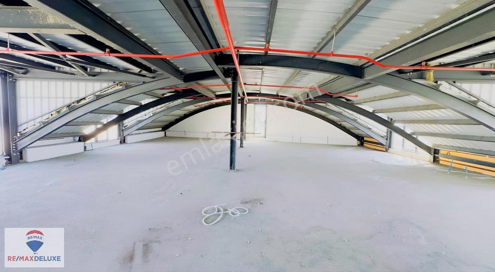Kocaeli Çayırova'da Kiralık 787 M2 Dubleks Plaza Katı - Görsel 17