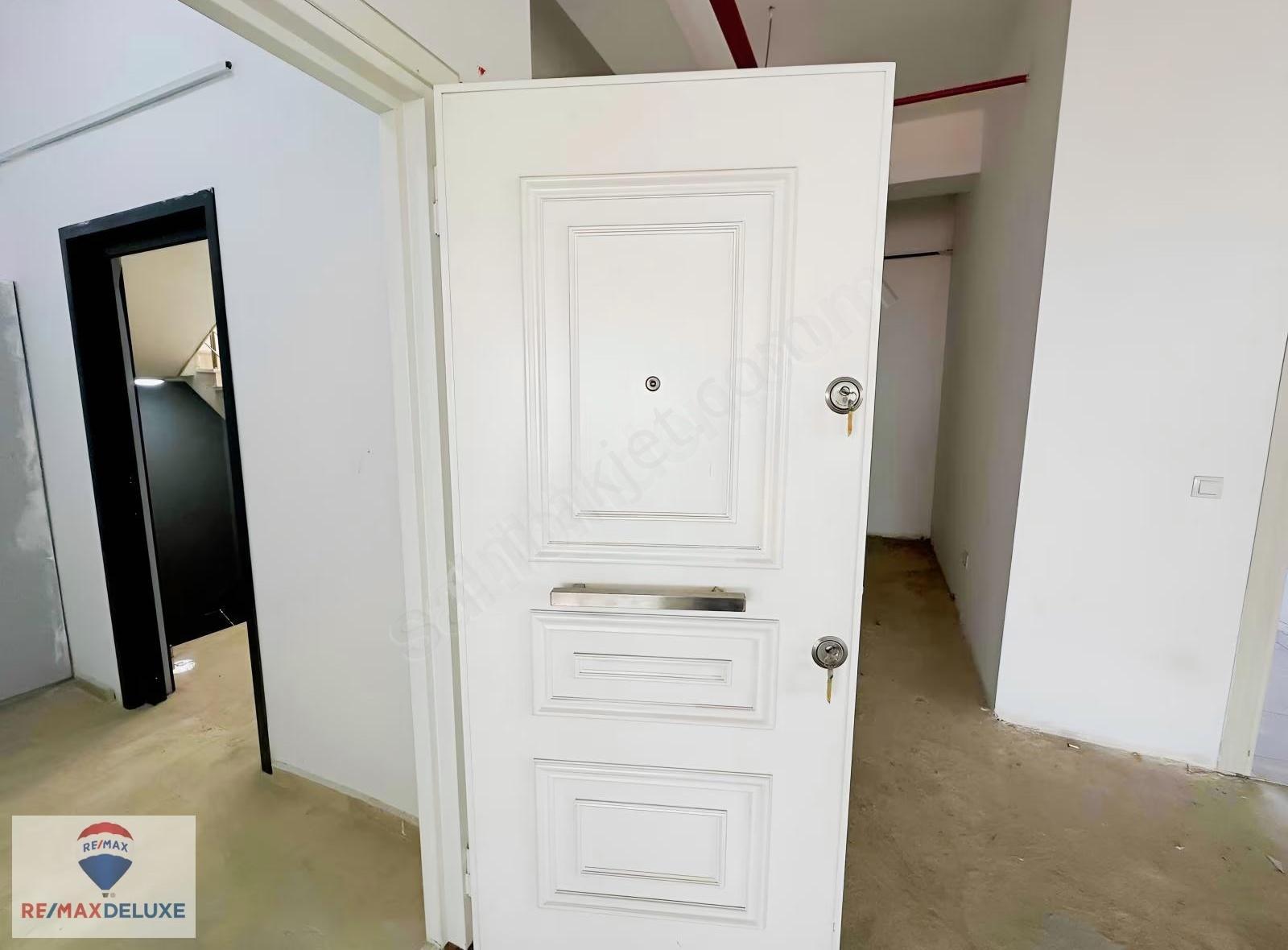 Kocaeli Çayırova'da Kiralık 375 M2 Plaza Katı - Görsel 12