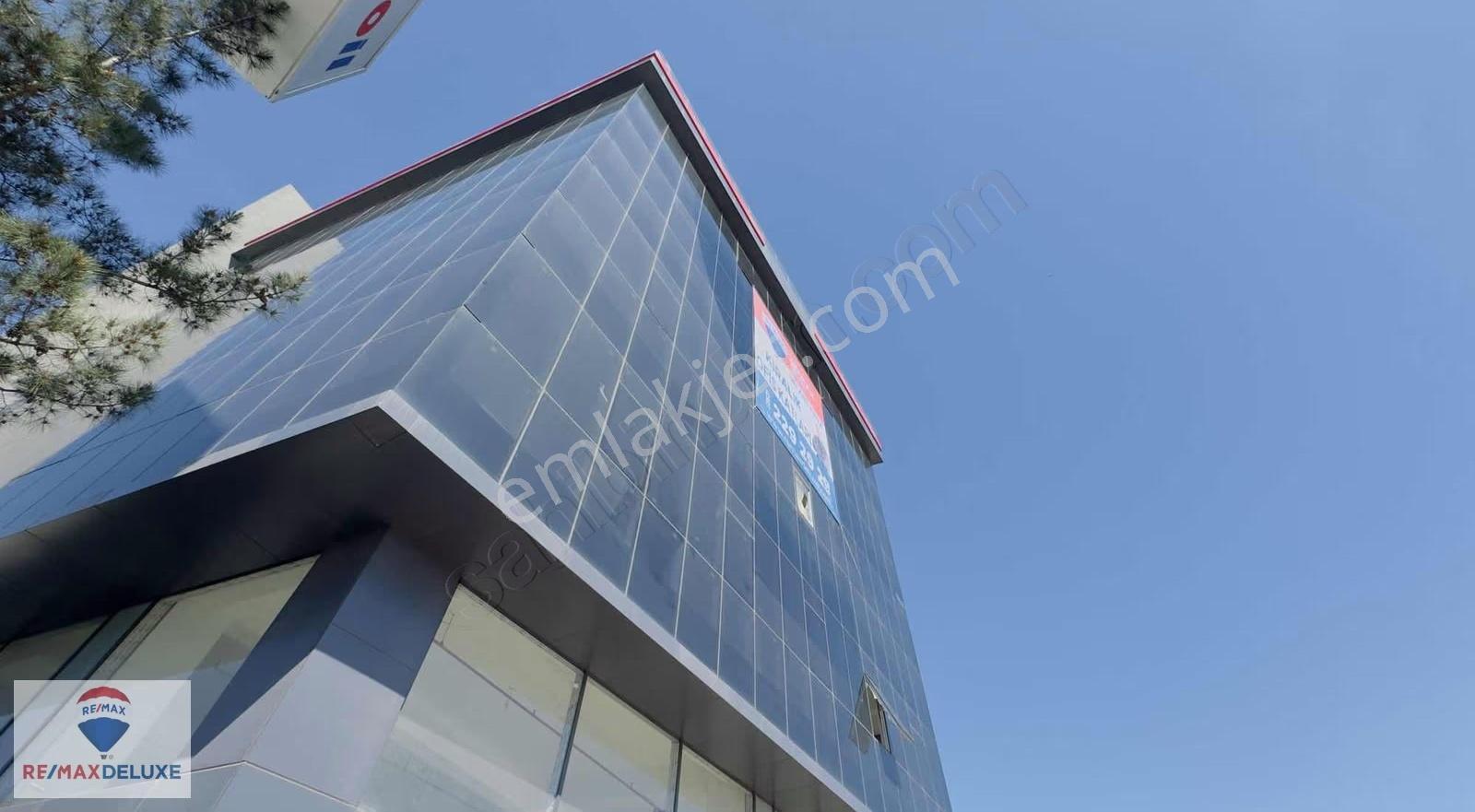 Kocaeli Çayırova'da Kiralık 375 M2 Plaza Katı - Görsel 2