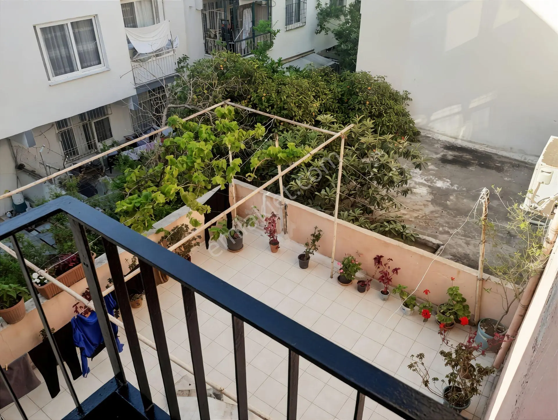 Fener Caddesi Millet Parkı Arkasında Komple Satılık Apartman - Görsel 3
