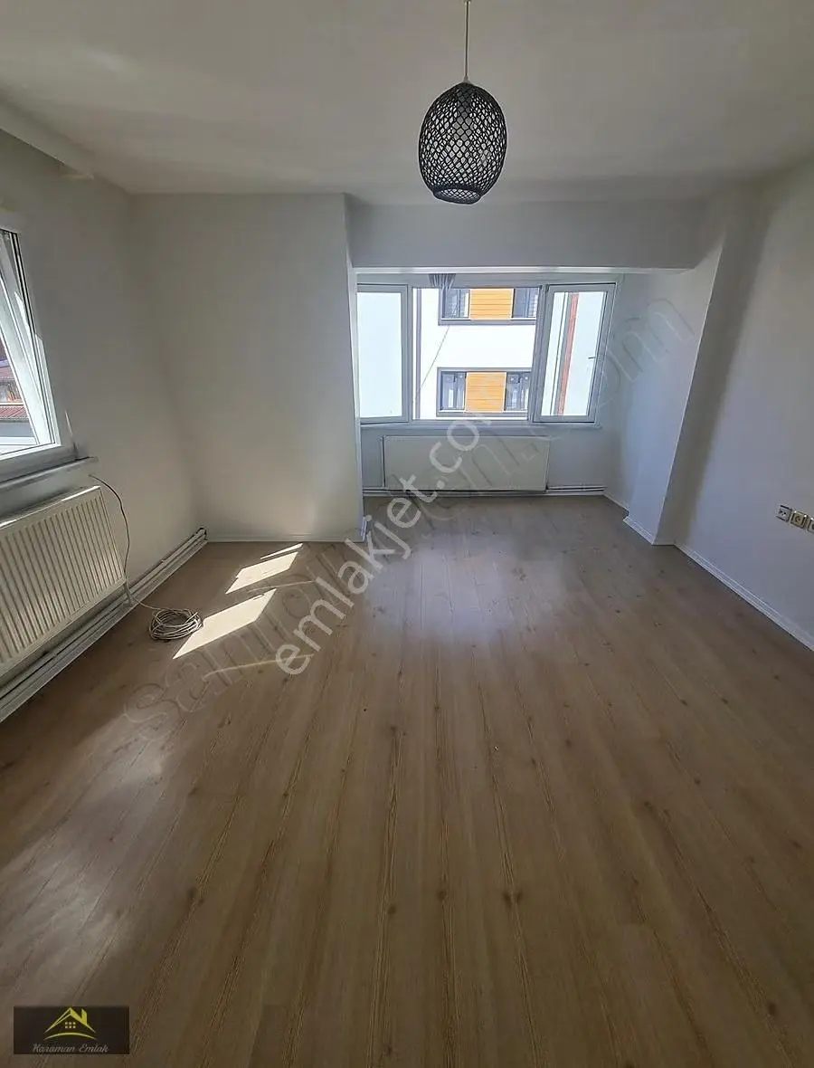 Ümraniye Parseller Mahallesinde Kiralık 2+1 Daire Ara Kat - Görsel 4