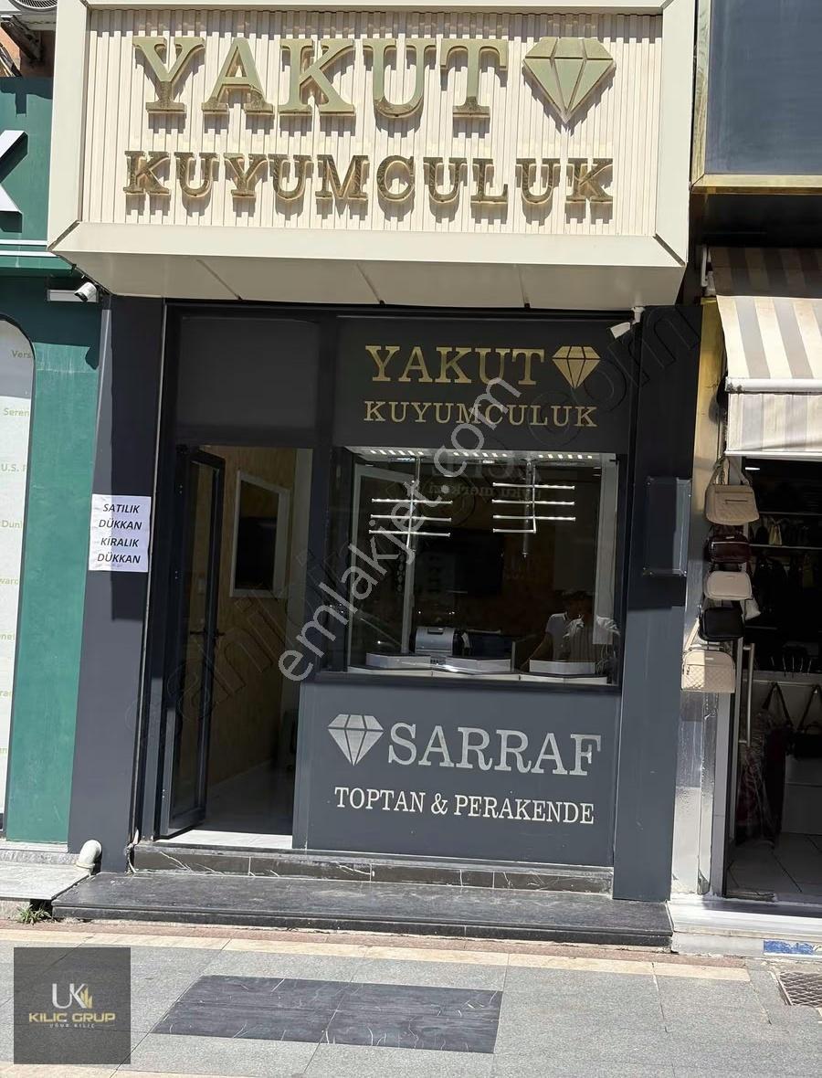 Körfezin En İşlek Noktasında Satılık Dükkan - Görsel 6