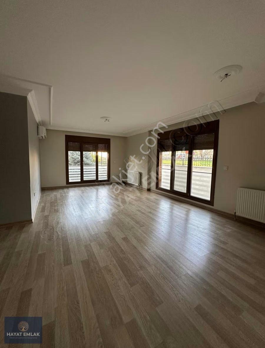Tuzla İstasyon'da Bahçe Katı 2+1 Kiralık Daire - Görsel 3