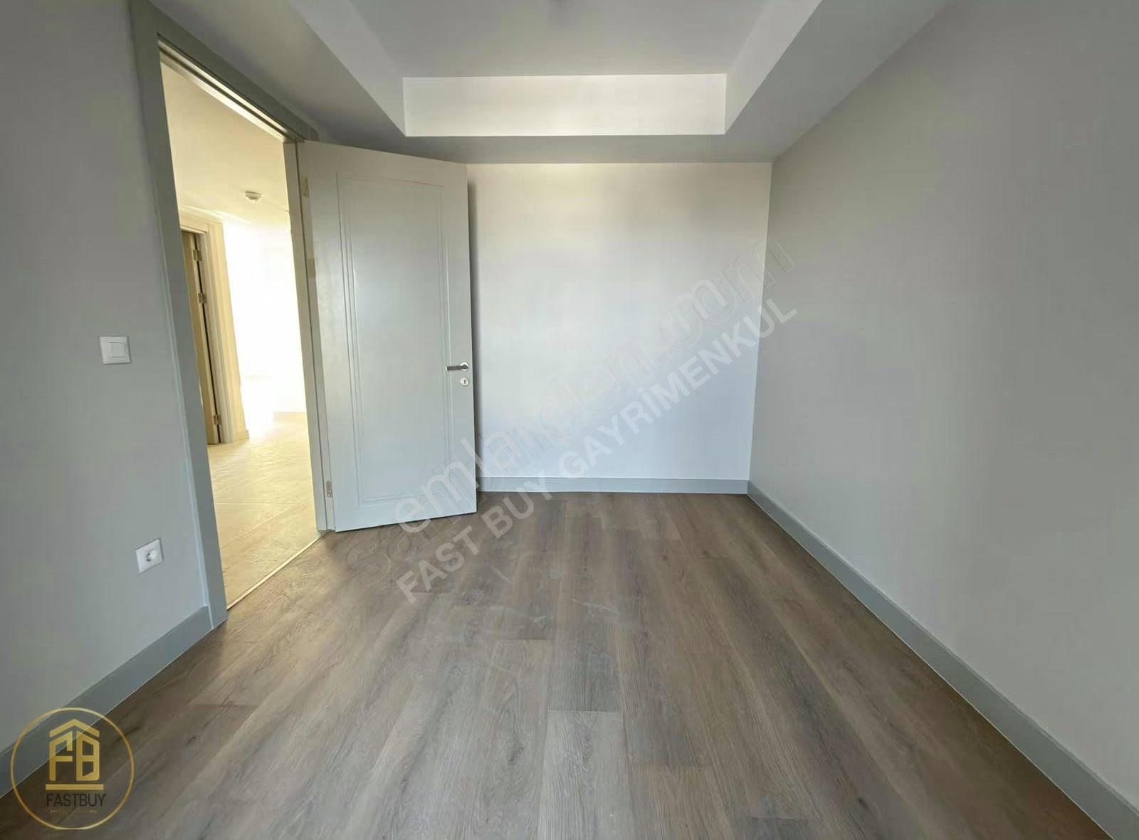 Megapol İzmir Kiralık Caddede 3+1 Sıfır Ofis - Görsel 13