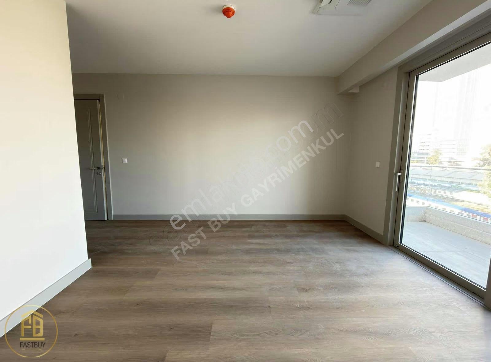 Megapol İzmir Kiralık Caddede 3+1 Sıfır Ofis - Görsel 19