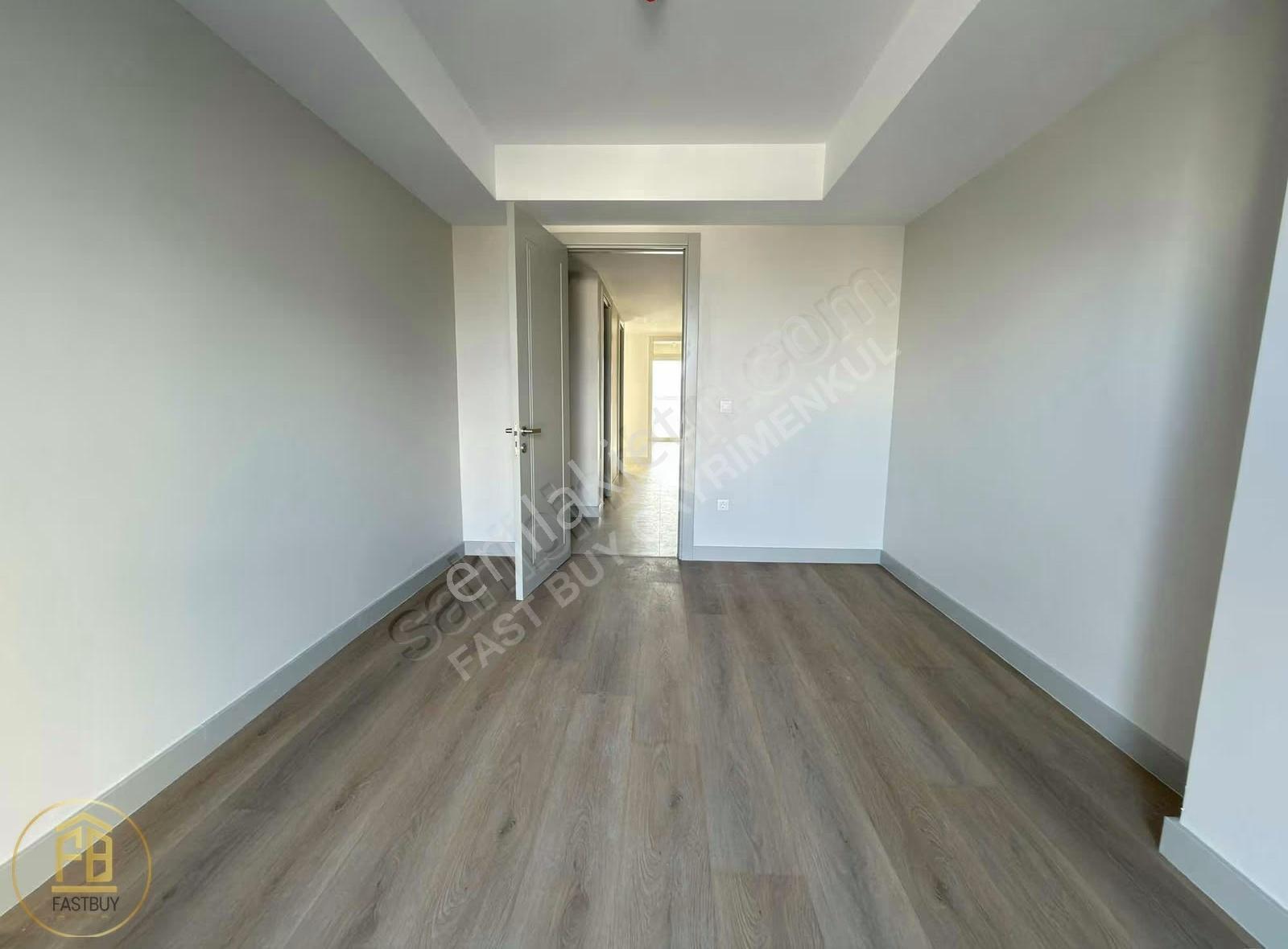 Megapol İzmir Kiralık Caddede 3+1 Sıfır Ofis - Görsel 16