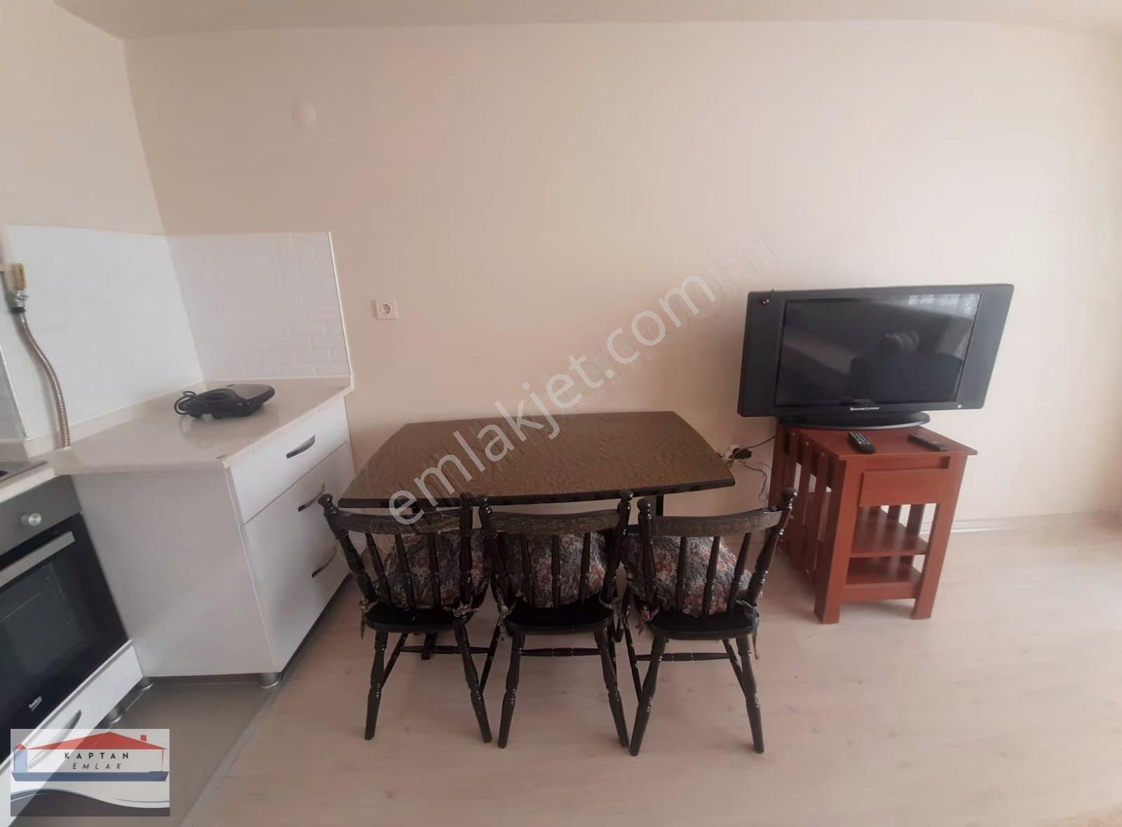 Çanakkale İsmetpaşa'da Ara Kat, Hollü, Full Eşyalı, Kiralık 1+1 - Görsel 26