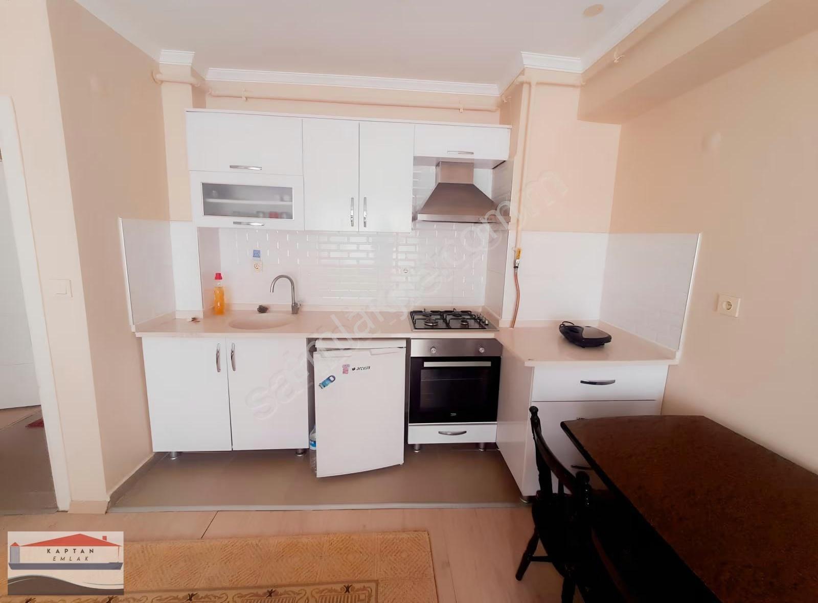 Çanakkale İsmetpaşa'da Ara Kat, Hollü, Full Eşyalı, Kiralık 1+1 - Görsel 8