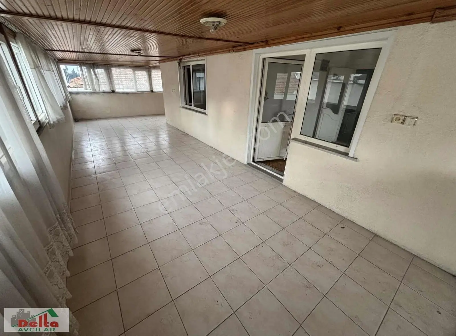 Merkez'de 5+2 Sağlam Bina 280 M2 Kiralık Geniş Dublex Daire - Görsel 7