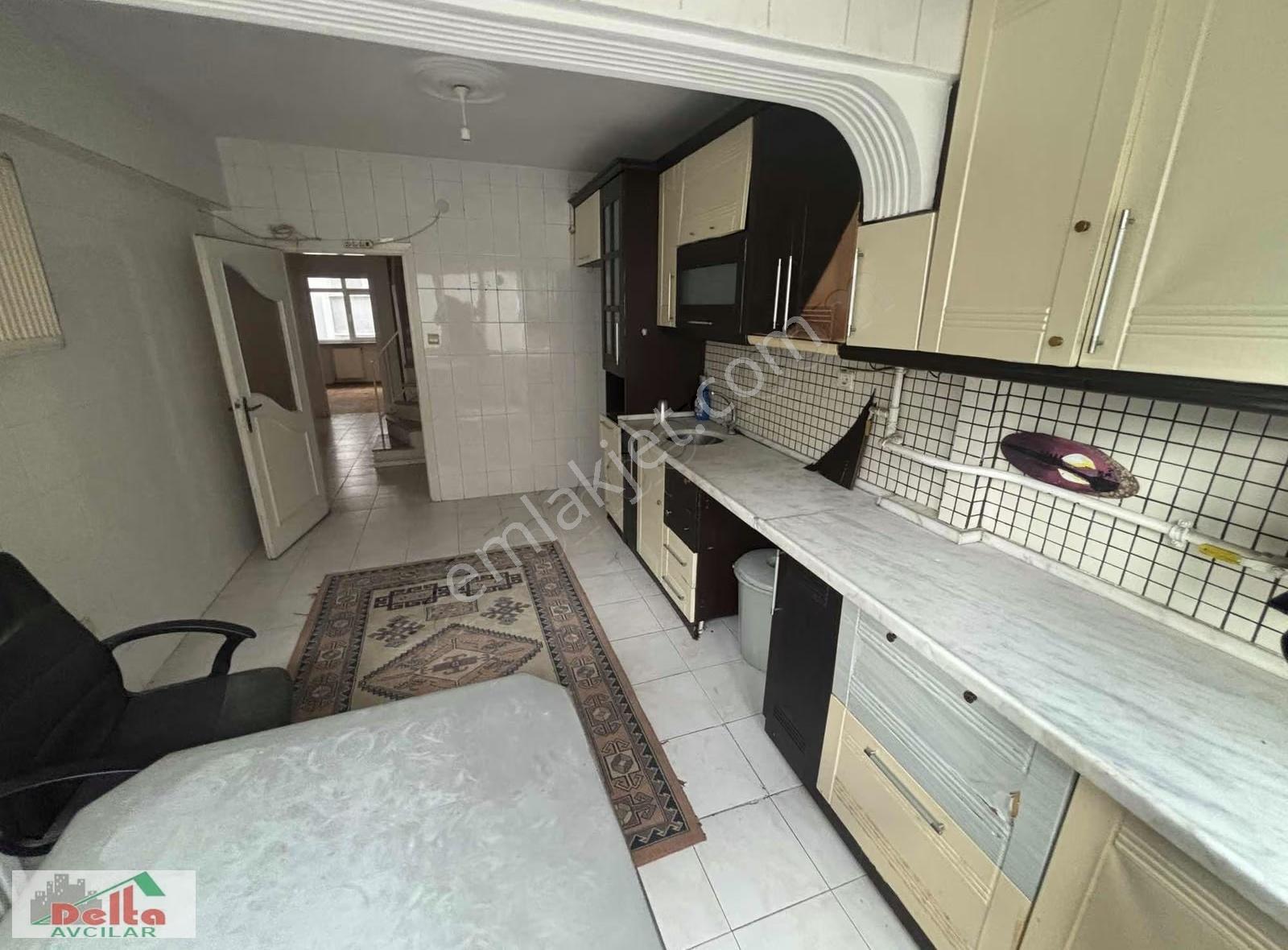 Merkez'de 5+2 Sağlam Bina 280 M2 Kiralık Geniş Dublex Daire - Görsel 10