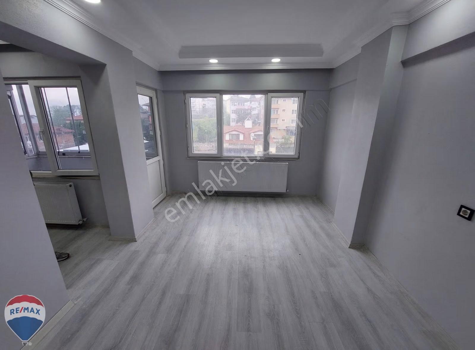 Re/max Dan Adapazarı Tek Yokuşunda Yenilenmiş 3+1 Satılık Daire - Görsel 21