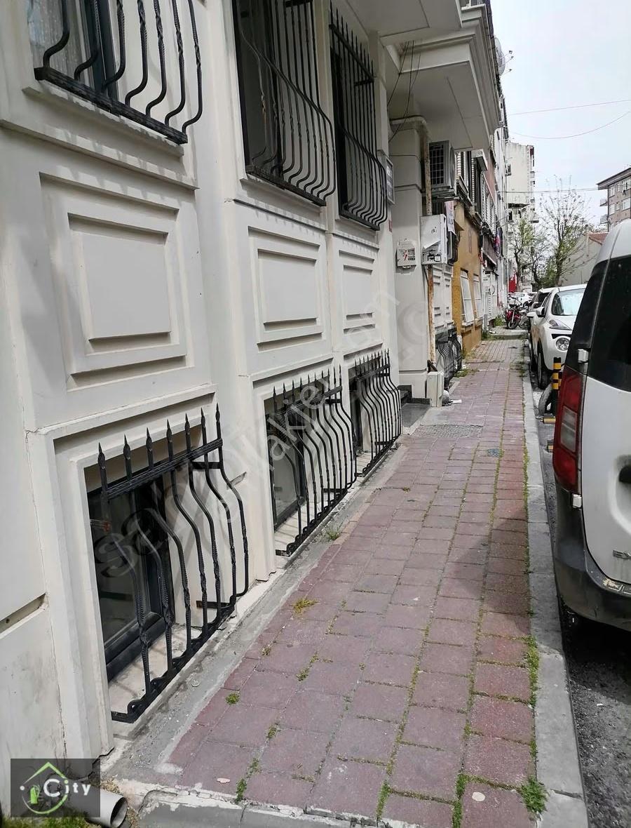 Satılık 5 Yıllık Binada 2+1 90 M2 Çift Cephe Bahçekatı - Görsel 3