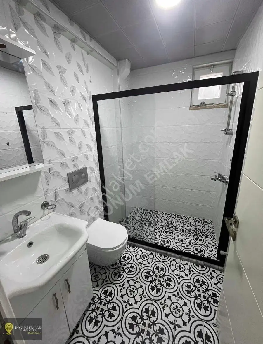 Konum Emlaktan Kiralık 2+1 Ebeveyn Banyolu Geniş Daire - Görsel 4
