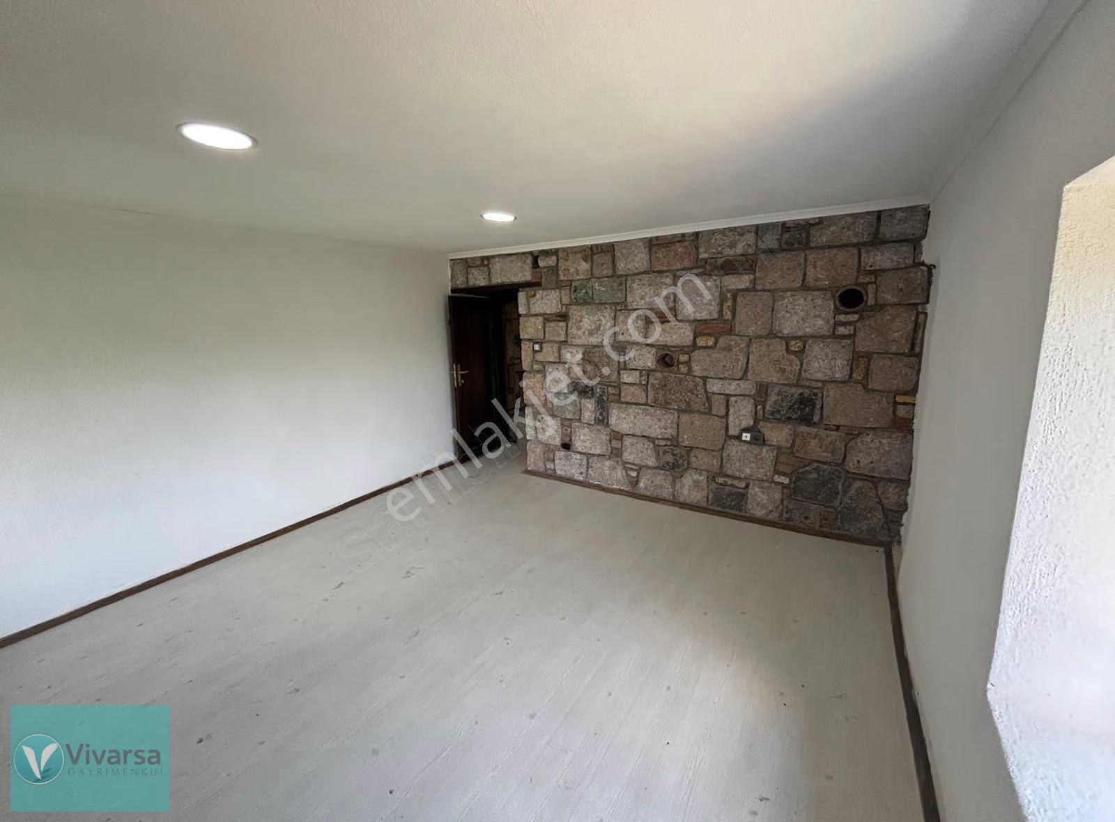 Kaz Dağları Eteğinde Bahçeli 455 M2 Arsa İçerisinde Taş Ev - Görsel 3