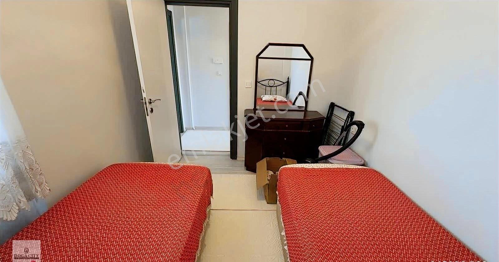 Dalaman Merkezde Çift Havuzlu Sitede 2+1 Eşyalı Kiralık Daire - Görsel 2