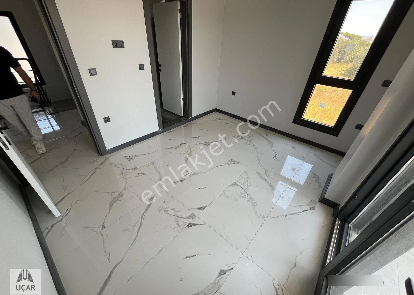 Uçardan Ebeveyn Banyolu Kızko Sahilde Müstakil Villa - Görsel 19