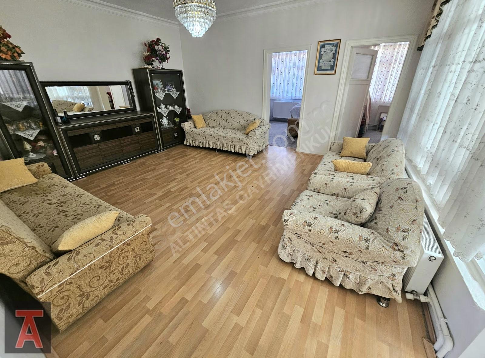 Şeker Mah. Cadde Üzerinde Eşyalı Kiralık 3+1 Daire - Görsel 14
