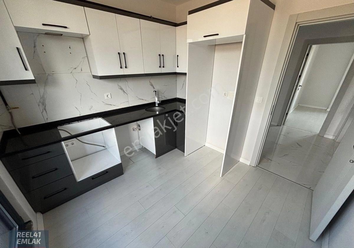 Site İçerisinde Havuzlu | 2+1 Daire - Görsel 18