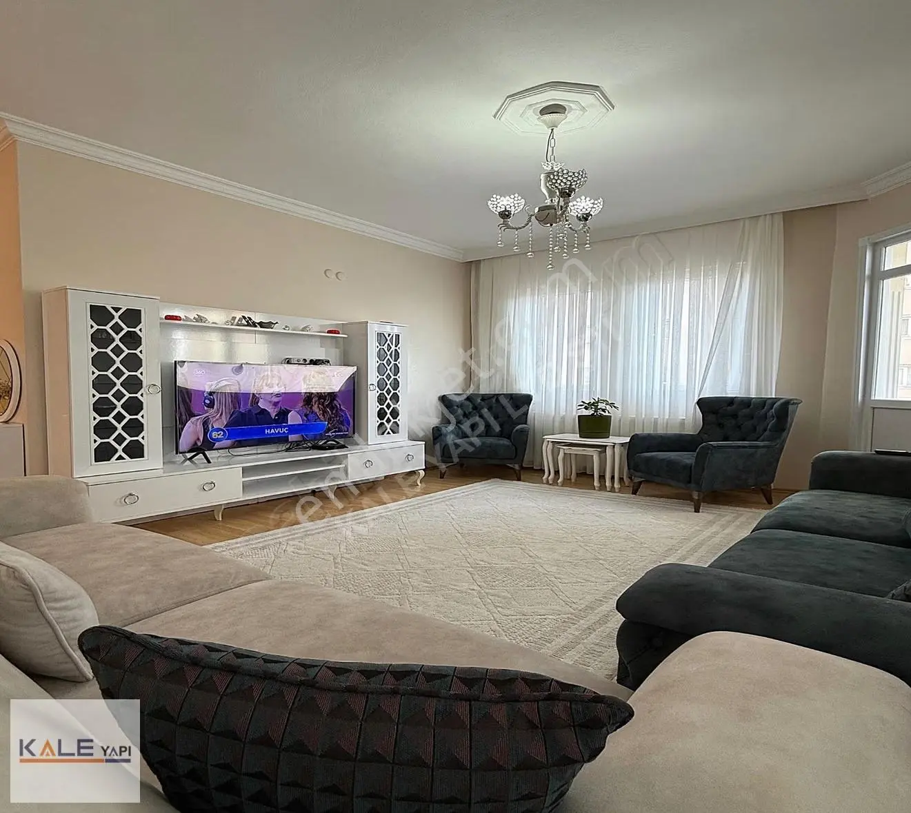 Bahçeşehir Site İçi , Geniş Peyzajlı 3+1 Satılık Daire - Görsel 2